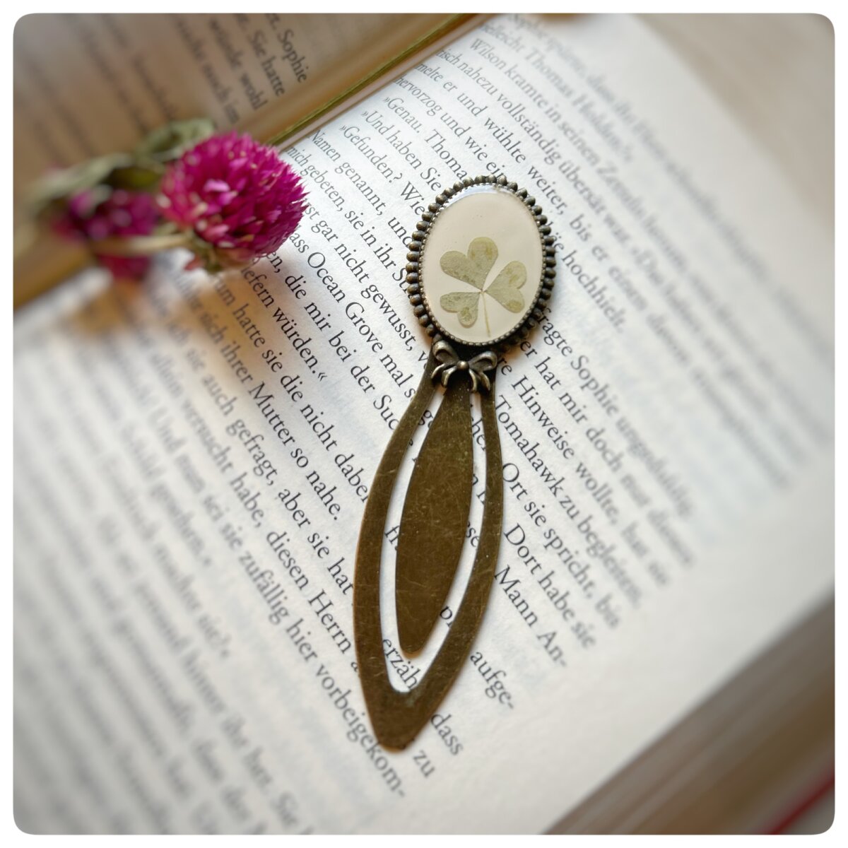 Lesezeichen mit echtem Kleeblatt5